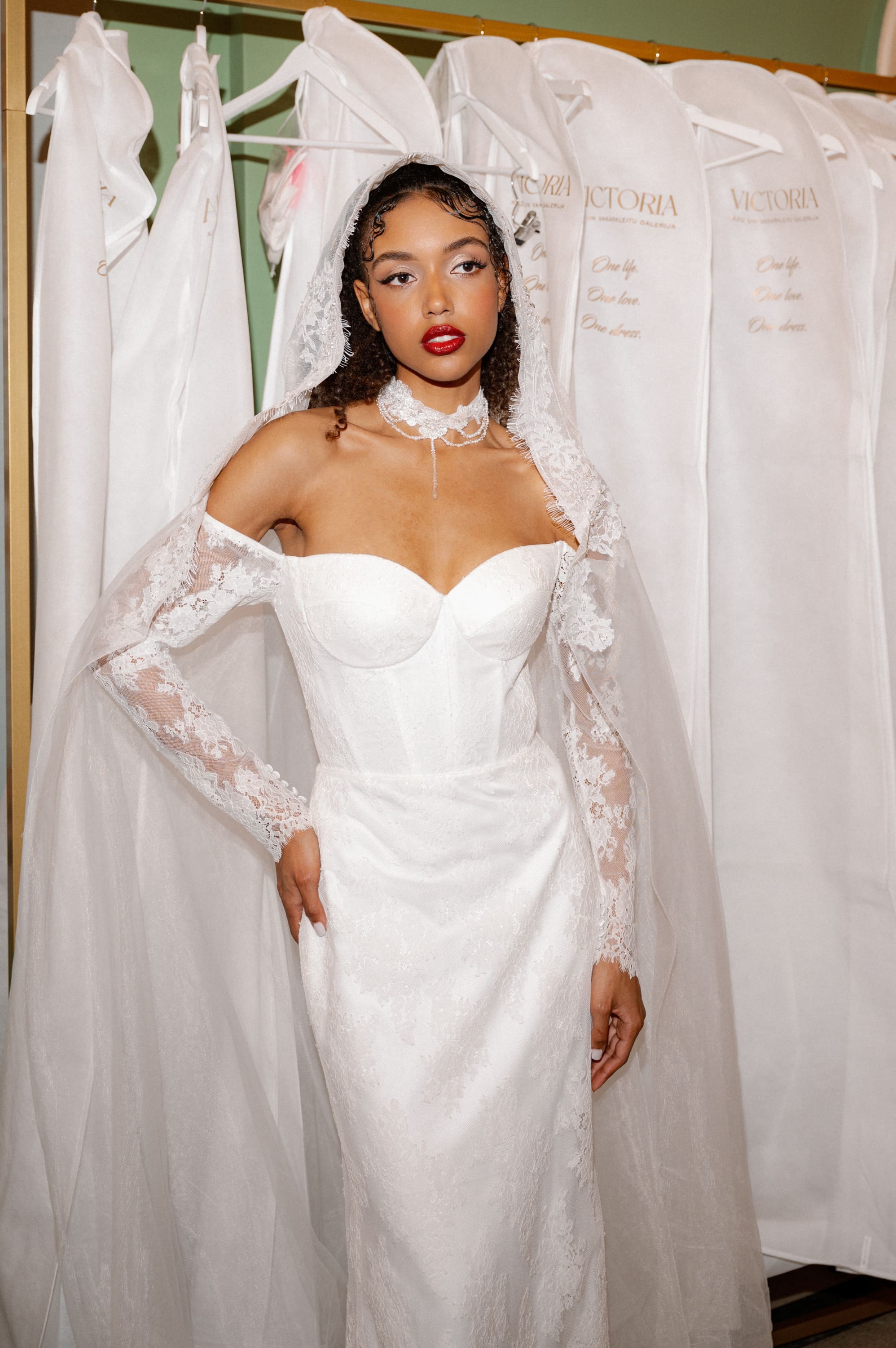 {{ images.fSBffBOFVc.alt }}